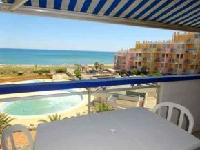 Appartement 2/3 pièces avec piscine, tennis et parking privé, proche commerces - FR-1-782-43